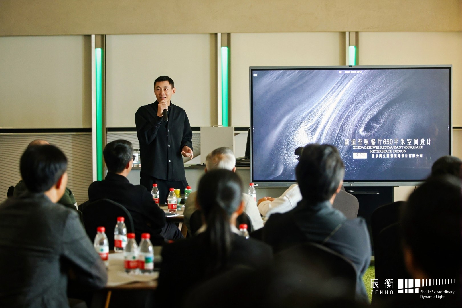 3O0A1153-opq4096271037